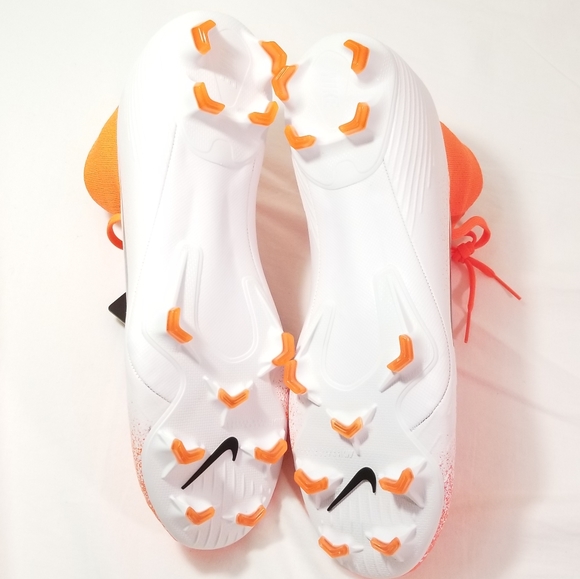 Nike Superfly 6 Pro FG Mercurial Flyknit - Picture 8 of 8